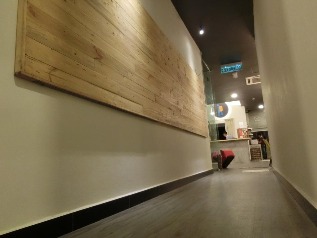 Revopackers Beds And Bunks Hostel Kuala Lumpur Bagian luar foto